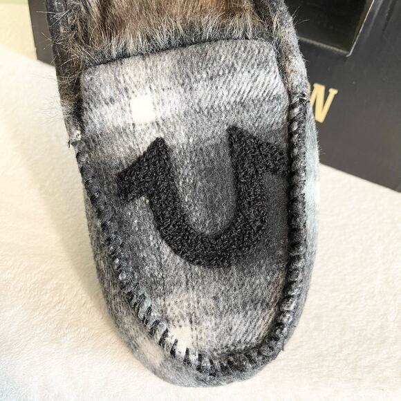 True Religion Brand Jeans Black & Gray Fur Lined Men\'s Slippers Small Size 7/8 main image 6